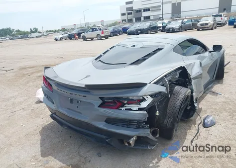 2025 Chevrolet Corvette E-Ray Rwd 3Lz from USA, damaged, VIN 1G1YM2D46S5500811